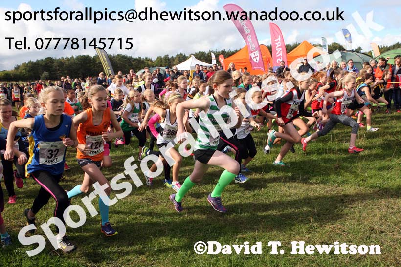 Girls under-11s Start Fitness NEHL, Druridge Bay, Northumberland. Photo: David T. Hewitson/Sports for All Pics